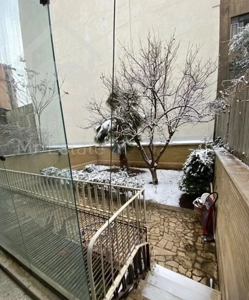 اپارتمان ۱۸۵ متری واقع در خیابان میر عماد