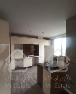 محمودیه/۱۷۵ متر /نور مستقیم در تمام نقاط واحد