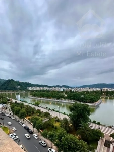 آپارتمان ۱۲۰ متر + ۳۰ متر تراس (پلاک یک دریاچه)