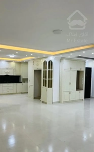 فروش واحد لوکس ۱۴۰ متری ۳ خواب بلوار دهگان