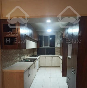 92متر /بازسازی شده /غرق نور/ بوستان