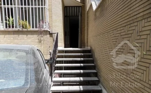 ۱۰۰ متر / دو خواب / غرق نور / خوش نقشه