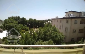 اپارتمان ۱۴۰ متری *** ورودی