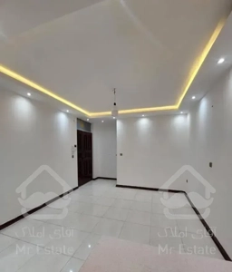 ۴۰مترشیک پارکینگ اسانسور انباری خ قزوین خ میرجلیلی