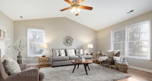 ۸۳ متر/ تمیز/ عروس دامادی/ سند تک برگ/ تخلیه