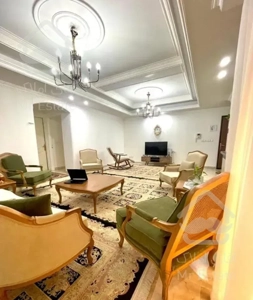 ۸۵ متر دو خوابه  تمیز