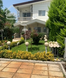 اجاره سالانه ویلا 190متری دوبلکس شهرکی در سرخرود