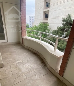 اقدسیه ۱۳۲ متر برج باغ با تراس قابل چیدمان