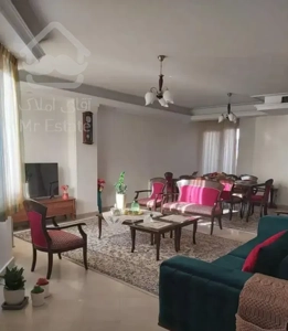 آپارتمان ۱۰۰ متری دو خواب بازسازی شده مجرد موجه