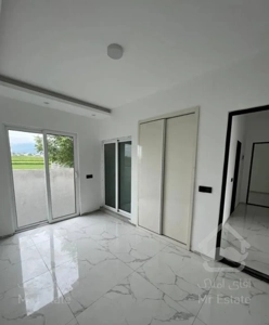 ویلا همکف نما مدرن245متری در منطقه سرسبز و دلنشین