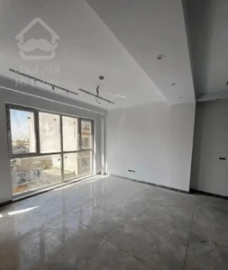 ۴۸ متری / سالن پرده خور / خوش نقشه