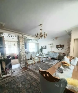 ۹۰ متر تکواحدی سالن پرده خور