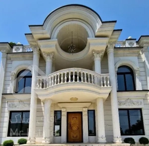 شکوه کلاسیک در دل طبیعت رامسر ۳۰۰ متر بنا استخردار