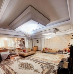 ۱۲۵ متر، تک واحدی، تاپ لوکیشن