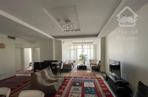 ۱۰۳متر/۲خواب/طبقه اخر/فول امکانات