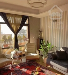 ۸۵ متر /۲خواب/غرق نور/سالن پرده خور/فول امکانات