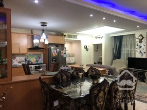 ۲۰۰ متر ویلایی بر بلوار/موقعیت تجاری/المپیک