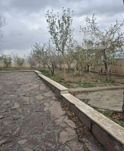 ۱۱۰۰ متر خانه باغ