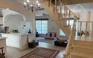 دوبلکس نقلی در فرعی دنج اقدسیه