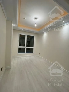 فروش ٣٠٠ متر آپارتمان زیرقیمت