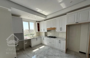 ۸۰مترچهارباغ شرقی/فایل شخصی/تاپ لوکیشن/فول امکانات