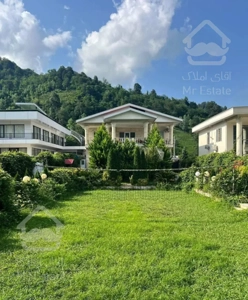 اجاره کاخ جنگلی استخر دار لب رودخانه