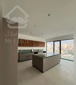 135متر / 2خواب مستر / رو به افتاب / بالای مهران