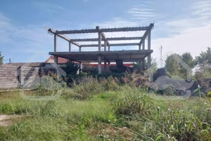 نیمساخت پیلوت دار 3 خوابه