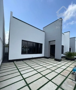 ویلا باغچه نوساز 200 متری شهرکی سندتک‌برگ