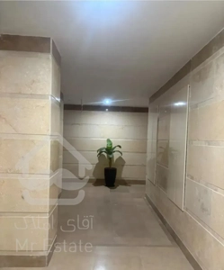 ۸۲ متری/ دو خواب/ برج