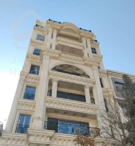 ۳۰۰ متر / فول مشاعات / تراس قابل چیدمان