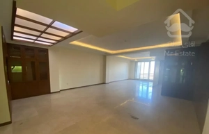 ۱۶۰متر۳خواب ولنجک ۲پارکینگ