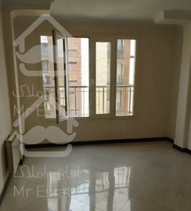 ۱۱۵مترمهران/بازسازی شده/سالن مربع/۱۰متر حیاط خلوت