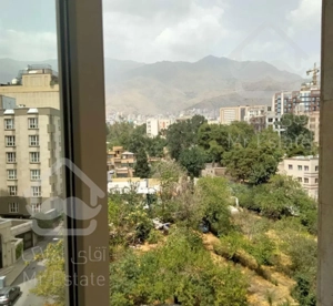 160 متر فرشته
