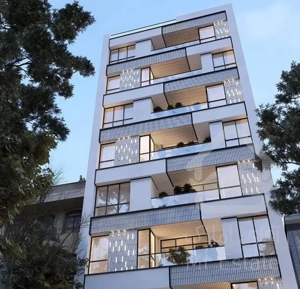 فروش آپارتمان ۱۶۰متری ۳ خوابه در آزادشهر (امامت ۹)