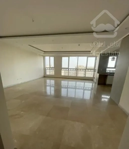 ۱۳۰ متر/۳ خواب/سالن پرده خور/ پونک