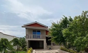 ویلا باغچه نیم پیلوت 244متری شهرکی سندتکبرگ