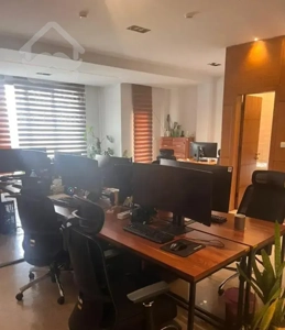 یخچال ۱۳۵ متر موقعیت اداری / ۲ اتاق