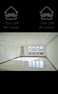 آپارتمان/۱۵۰ متر/شمال ظفر/ویو ابدی/۲پارکینگ سندی