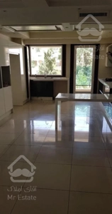 باغ فردوس ۲۰۰ متر