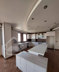 ۱۸۰ متر / فول / تک واحدی / تاپ لوکیشن