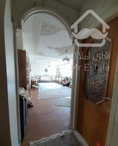 آپارتمان صدمتر جنوبی