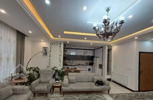 فروش آپارتمان ۱۴۲متر سه خواب فول شیک /قندی