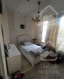 ۹۰ متری سه راه یاسر مجرد و خانواده