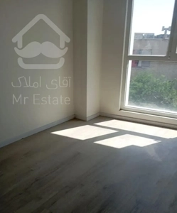 واحد ۸۰ متری کامرانیه