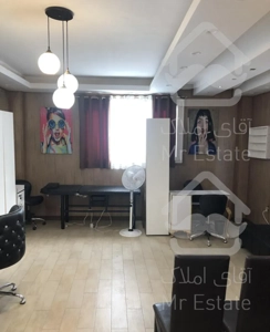 ۵۰متر آرایشگاه بانوان با کلیه لوازم در گلبرگ غربی