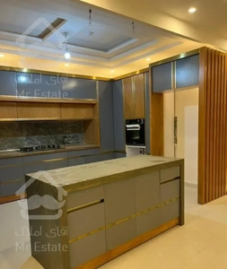 ۱۵۰ متر / سه خواب / حاشیه اقدسیه