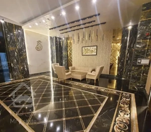 ۱۳۰ متر/۳خواب/لوکس/نوساز/تهاتر با واحد و ماشین