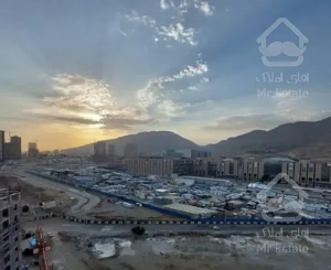 ۱۰۰ متر نوساز طبقه ۲۰