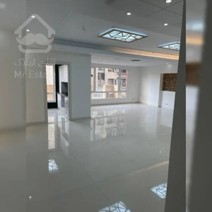 فروش آپارتمان//۲خوابه//نوساز